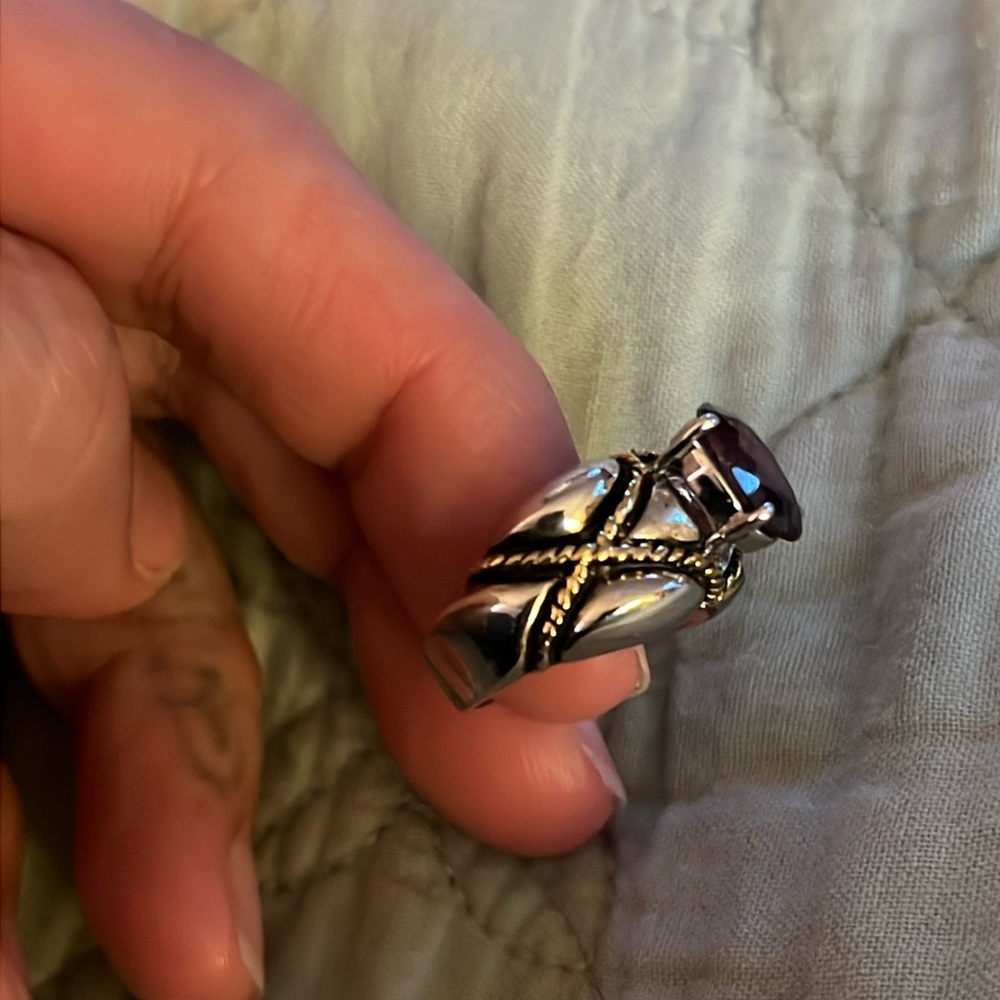 🍐TRADED🍐Simulated Amethyst on 2-toned Rope twist ring, Size 6 - Picture 6 of 10